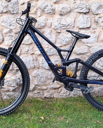 Specialized Demo Race S2 (DH pari al nuovo)