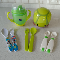 Posate e bicchieri per bambini