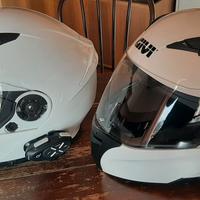 Caschi modulari GIVI