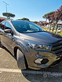 FORD KUGA 1.5 TDCi ST-LINE