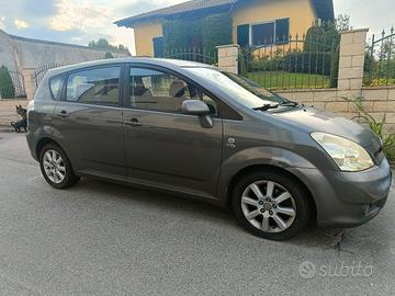 Toyota Corolla Verso D4D 