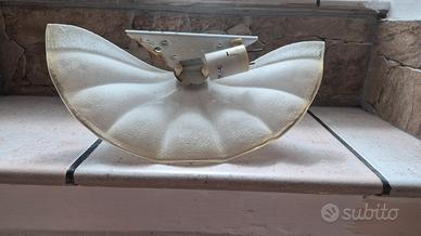 lampada a conchiglia
