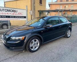 VOLVO C30 1.6 D Momentum