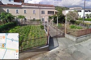 Villetta a schiera con giardino