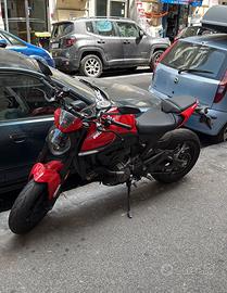 Ducati monster 937