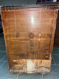 macchina da cucire Singer con mobile pedale