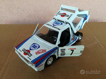 MODELLO AUTO LANCIA DELTA S4 RALLY WHITE BURAGO