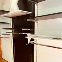 Scaffali da arredamento per negozio