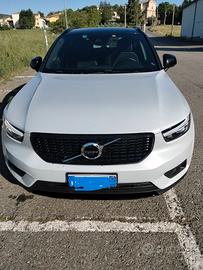 Volvo XC 40 Rdesign 150 cv