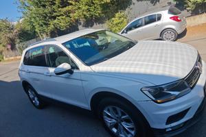 Volkswagen Tiguan 2.0 TDI SCR DSG 4MOTION Style BM