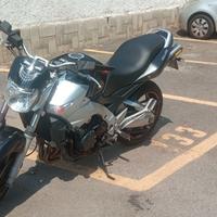 Suzuki GSR 600 2007