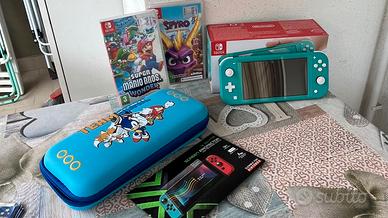 Nintendo Switch Lite Turchese + Giochi e Accessori
