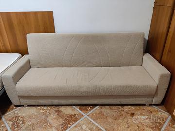 Divano apribile una piazza e mezza