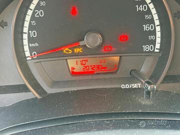 Volkswagen Up  a benzina del 2015