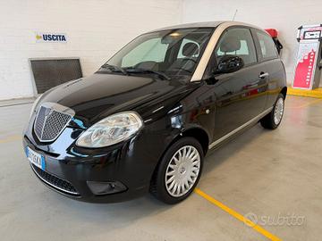 Lancia Ypsilon 1.2 69 CV Platino