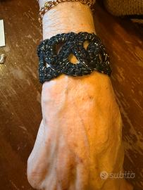 Bracciali e orecchini uncinetto