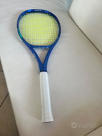 YONEX E-ZONE 98, 305 gr, manico 2
