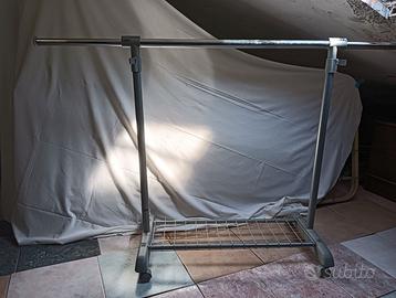 Carrello porta vestiti regolabile