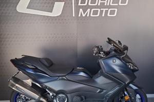 Yamaha T Max Akrapovic