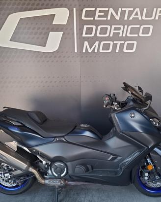 Yamaha T Max Akrapovic
