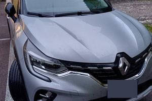 Captur techno TCe 100 GPL anno 2024