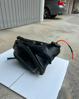 serbatoio ktm