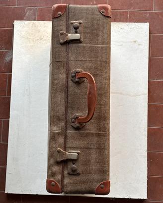 Valigia di cartone