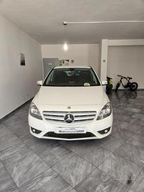 Mercedes-benz B 180 CDI Automatic Executive