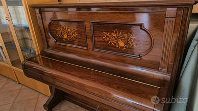 Pianoforte verticale da concerto Steinway & Sons