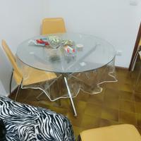 Tavolo tondo in cristallo