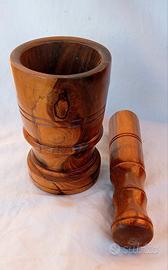 Mortaio in legno di ulivo 