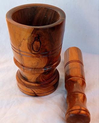 Mortaio in legno di ulivo 