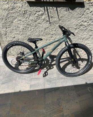 mtb Bici bambino commencal ramones 24