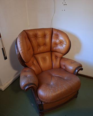 Poltrona antica cuoio e legno