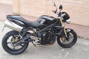 STREET TRIPLE 675 2009 - 23200 Km  - PARI AL NUOVO