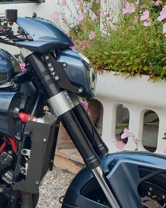 Faro xeno per cafe racer - yamaha Mt03 