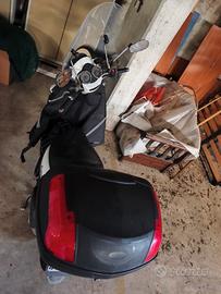 Piaggio Carnaby 300