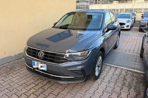 VOLKSWAGEN Tiguan 2.0 TDI 150 CV SCR DSG Life