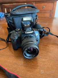Fotocamera REFLEX digitale Canon EOS 650D