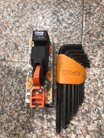 Due pezzi come da foto beta