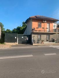 PRIVATO Vende casa indipendente