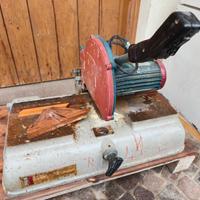 troncatrice elettrica perfettamente funzionante 