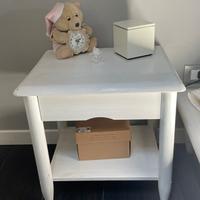 Letto matrimoniale + materasso + comodini