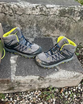 Scarponcino  trekking cmp eur 35 cm 22,5