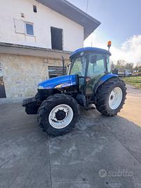 Trattore New holland TD5050