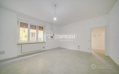 Appartamento trilocale ristrutturato piano terra a