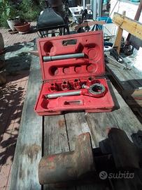 filettatrice per idraulico semi nuova 