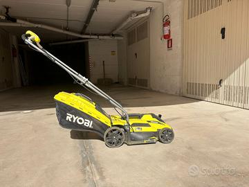 TOSAERBA RYOBI 1300W