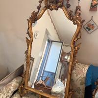 Specchio vintage in legno