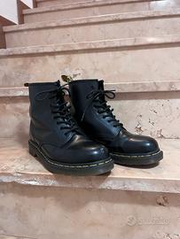 DR MARTENS UOMO tg.44